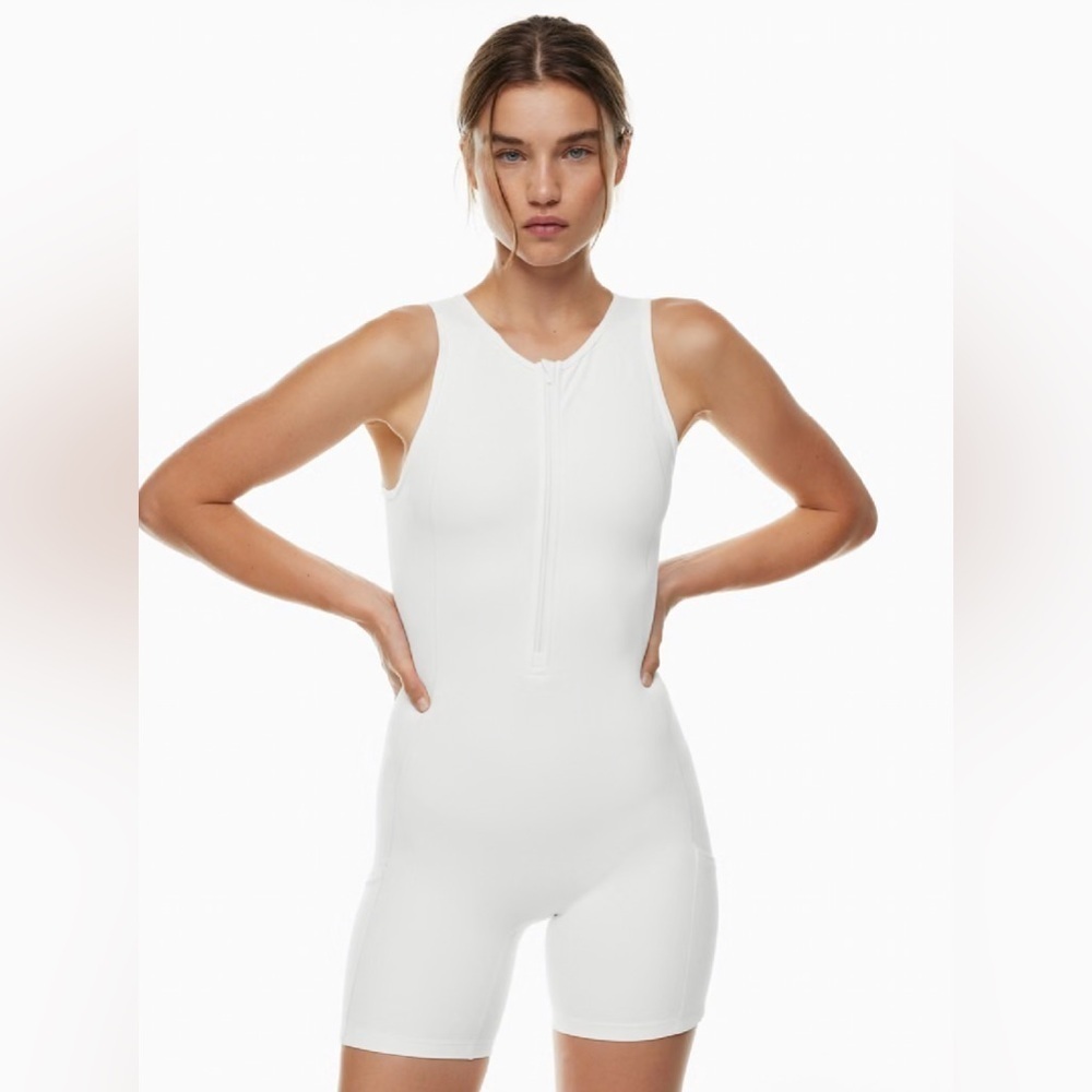 Aritzia TnAction TnaBREATHE™ Icon Romper